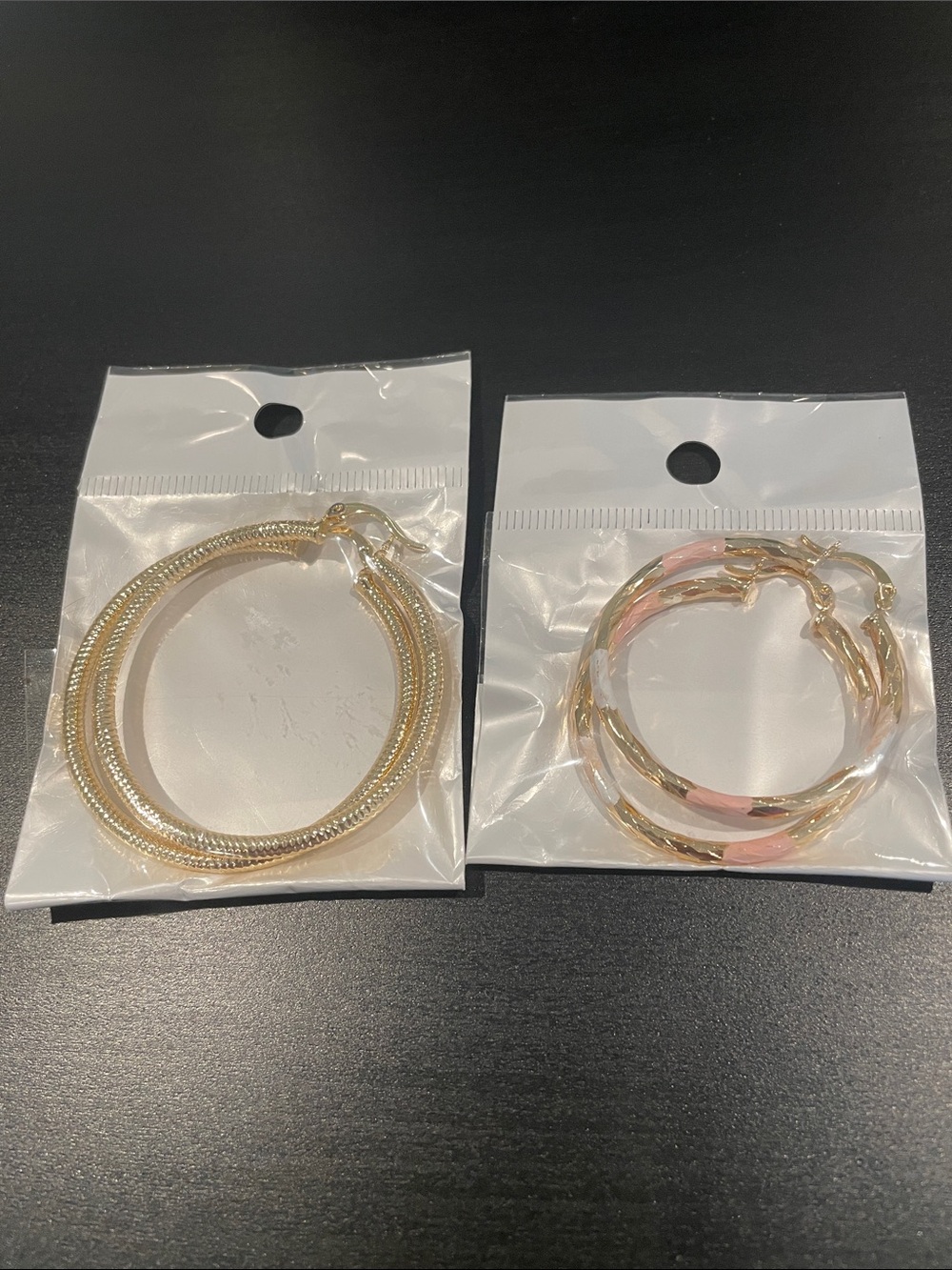 Gold Hoop Earrings - Pack of 2 (Gold and Gold with Pink) oro laminado